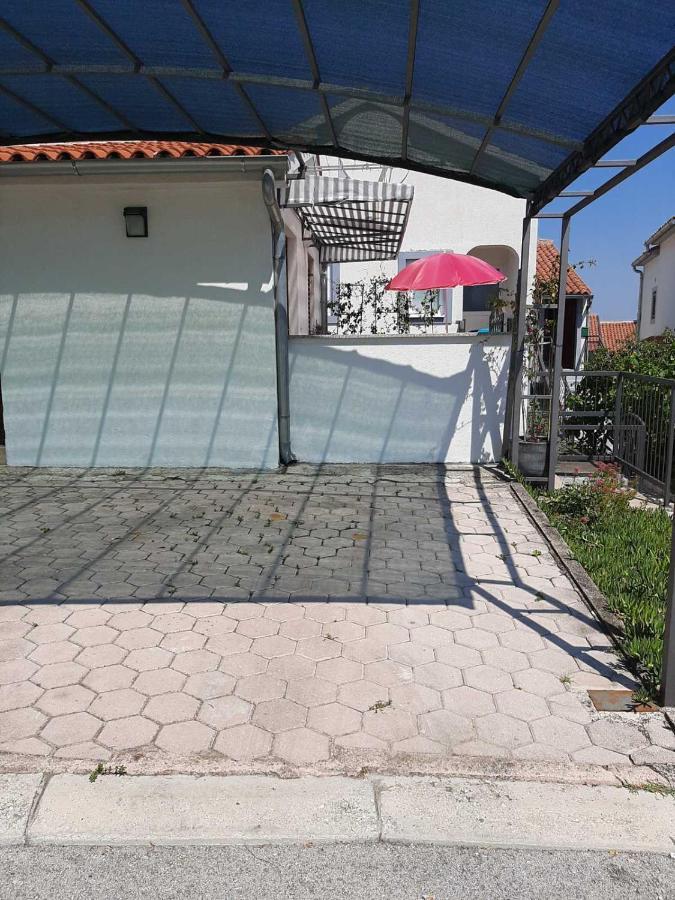 Apartment Ruzmarin