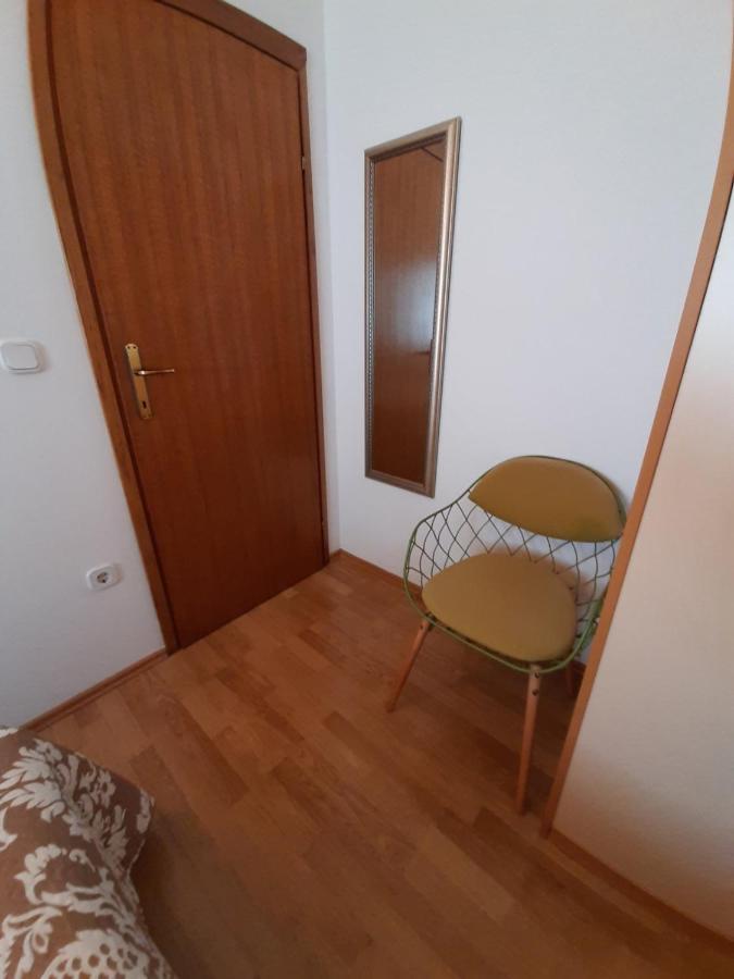 Ruzmarin Apartment