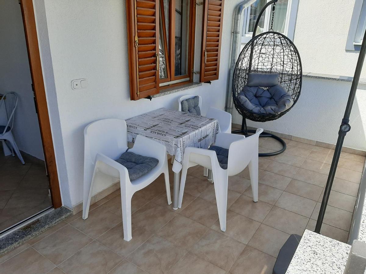 Apartma Ruzmarin